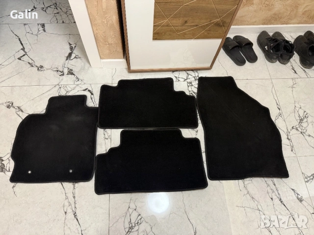 Стелки за Тойота, снимка 2 - Аксесоари и консумативи - 53482819