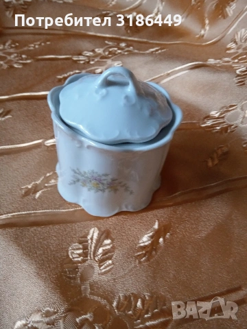 Българска порцеланова захарница