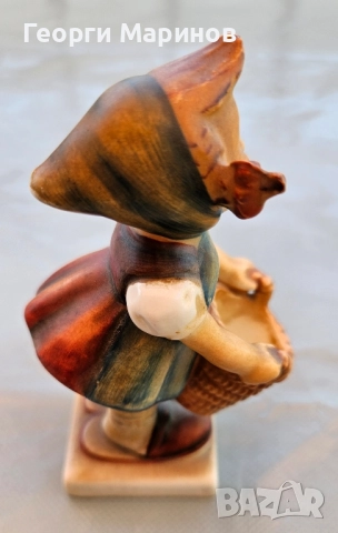 Goebel Hummel порцеланова фигура Little Helper, 73, 1973 г., снимка 7 - Колекции - 51542336