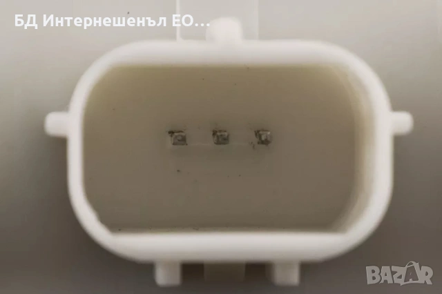 84840-60023 Бутон за отваряне на багажник Toyota, Land Cruiser J200, 3 ПИН, снимка 4 - Части - 53298305