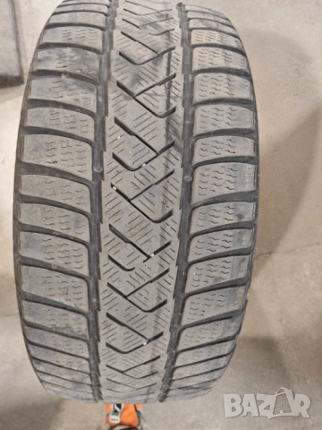 Зимни гуми Pirelli Winter SottoZero 3 235 45 18, снимка 9 - Гуми и джанти - 51899306