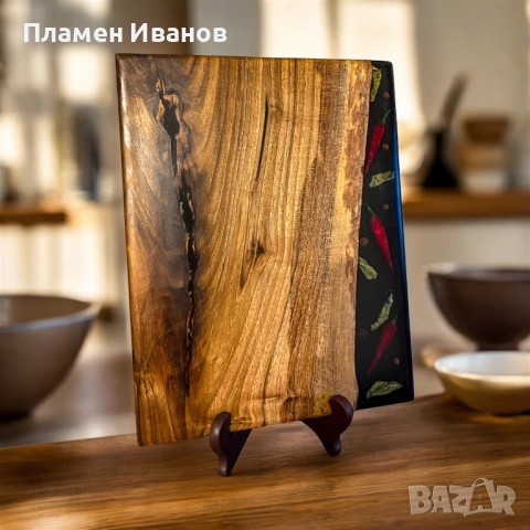 Плата за сервиране от орех и епоксидна смола , снимка 2 - Прибори за хранене, готвене и сервиране - 52452434