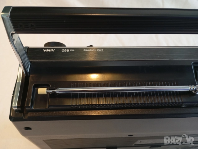 Радиокасетофон Aiwa TPR 950 E boombox, снимка 11 - Радиокасетофони, транзистори - 52668701
