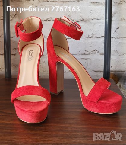 Червени велурени сандали на висок ток, снимка 1 - Дамски обувки на ток - 45401542