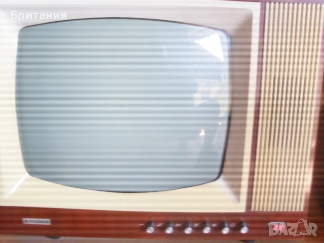 Стар български телевизор с покривало и крака., снимка 13 - Антикварни и старинни предмети - 50585179