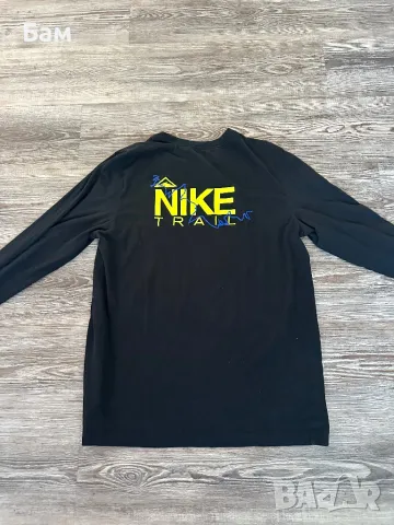 Оригинална мъжка блузка Nike Trail размер Л , снимка 3 - Спортни дрехи, екипи - 48824698