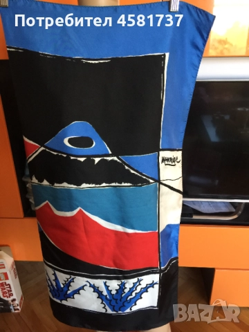 Копринен шал с десен репродукция на картина на César Manrique, снимка 4 - Шалове - 51759046