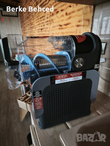 Машина за ледени мапитки, снимка 2 - Други машини и части - 53289074