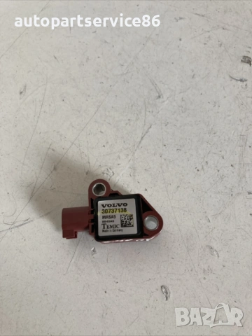 Сензор за удар за Volvo S40 2.0 TDI (2009) 30737138