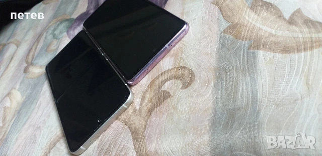 samsung Galaxy flip3 5G. samsung S20FE, снимка 8 - Антикварни и старинни предмети - 54088093