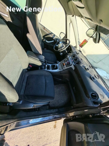 Ford Galaxy 2.0 TDI 131к.с 6+1, снимка 8 - Автомобили и джипове - 53732633