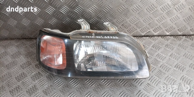 Десен фар Honda Civic 2000г.	
