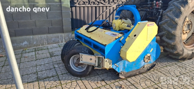 Zanon раздробител на клони, снимка 2 - Градинска техника - 52910680