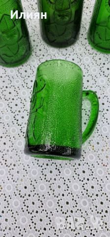 Винтидж зелени стъклени чаши за бира  с изображение на викингски воин., снимка 3 - Чаши - 46475749