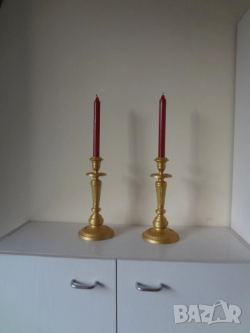 Комплект от 2 бр. бронзови свещника, снимка 12 - Антикварни и старинни предмети - 53079634