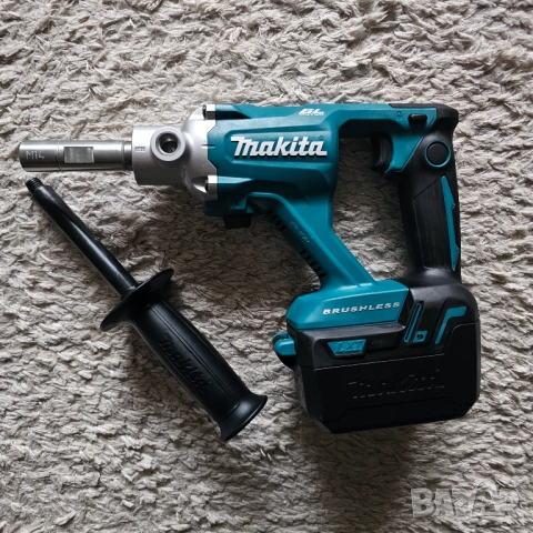 Makita DUT130, безчеткова бъркалка М14