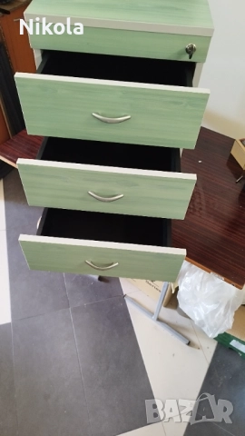 Офис шкаф с три чекмеджета на колела - контейнер за бюро резидав с ключ, снимка 2 - Шкафове и рафтове - 51437181