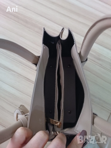 Дамска чанта , снимка 5 - Чанти - 52036550