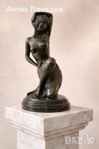 Голяма бронзова статуетка, снимка 2 - Статуетки - 53722201