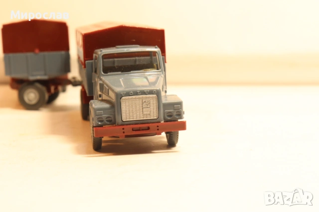 WIKING H0 1/87 VOLVO N 10 КОЛИЧКА TIR КАМИОН МОДЕЛ, снимка 5 - Колекции - 54211948