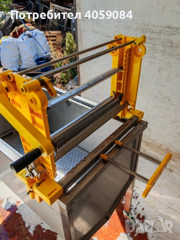 Ръчна машина за разпечатване на пчелни пити, снимка 4 - Други машини и части - 51645234