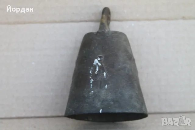 Стар бронзов чан