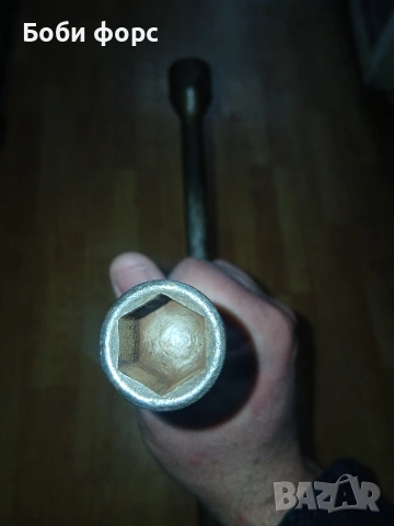 Оргинален руски кръстат ключ много здрав , снимка 3 - Аксесоари и консумативи - 53664560