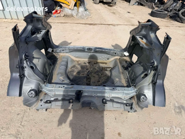 Задна престилка с панели, задница Nissan Qashqai 1.2T 115ph, automatic, 2015, 80 000 km, снимка 4 - Части - 53684537