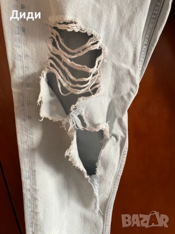 Дамски накъсани дънки H&M, снимка 5 - Дънки - 52563054