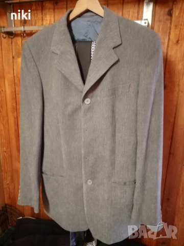 Костюм за абитуриент