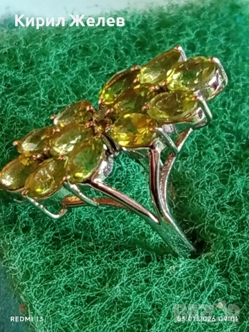 Ефектен сребърен пръстен Trifari с множество камъни ОЛИВИН подходящ аксесоар за ежедневието 27102, снимка 3 - Пръстени - 52960665