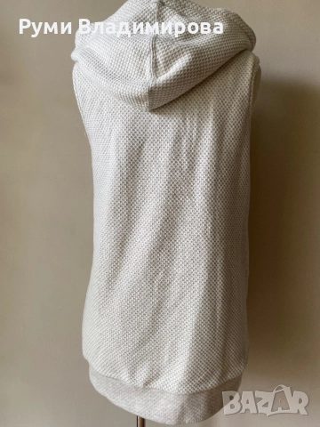 Грейка с качулка Volkom, с етикет, снимка 8 - Елеци - 52637818