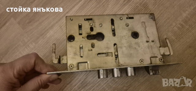 Продавам брава патрон и дръжки, снимка 3 - Интериорни врати - 52348656
