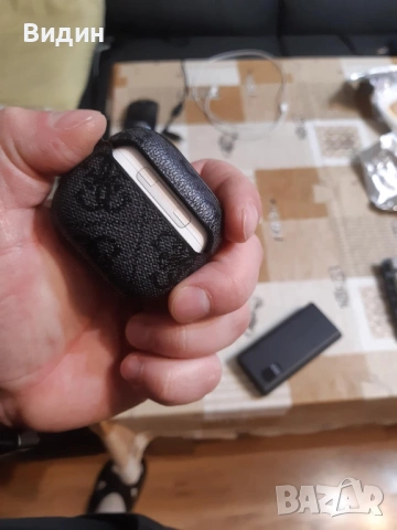 AirPods 4+ Guess кейс, снимка 11 - Bluetooth слушалки - 52971809