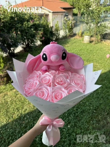 Букет СТИЧ с 13 ръчно изработени сатенени рози , снимка 1