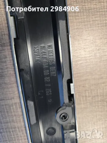 Хром лайсна заден капак мерцедес v 447 4476940082, снимка 3 - Части - 50416703