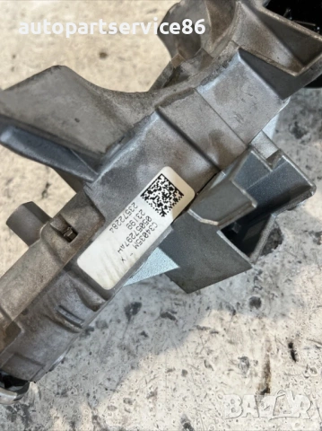 Брава с ключ за запалване за Jeep Patriot 2.4 бензин (2008) 05057297AH, снимка 3 - Части - 53525827