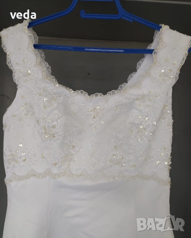 Красива сватбена рокля сатен с бродерия и перли размер М, снимка 9 - Рокли - 54101228