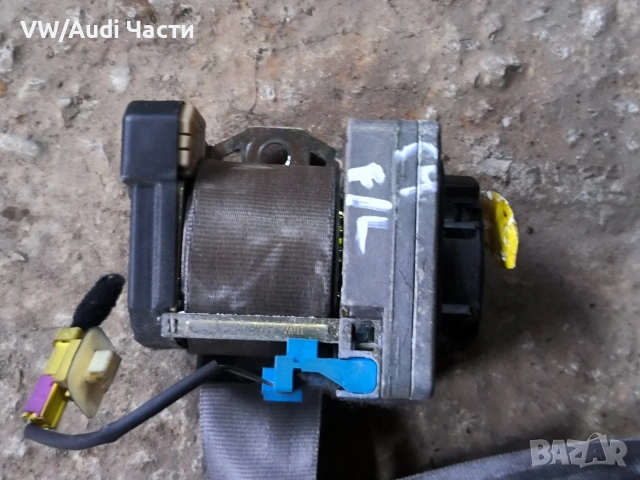 Преден ляв предпазен колан за Голф 4 Бора Пасат Шкода Сеат Golf 4 Bora Passat Skoda Seat 1J4857705, снимка 2 - Части - 53929891