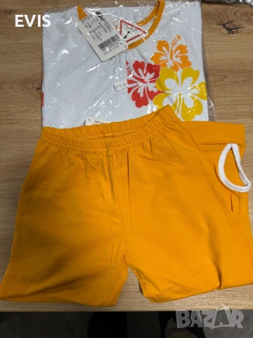 Продавам стилни блузи в бяло с различни разцветки – жълто, синьо и оранжево, снимка 4 - Детски Блузи и туники - 53903714