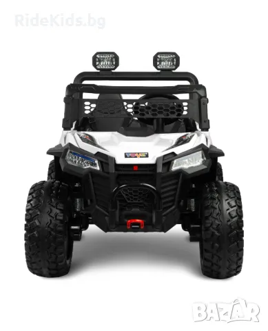 Офроуд акумулаторен автомобил BLAZE, Бял– 4x4, до 35кг., с дистанционно и LED, снимка 3 - Детски велосипеди, триколки и коли - 50099562