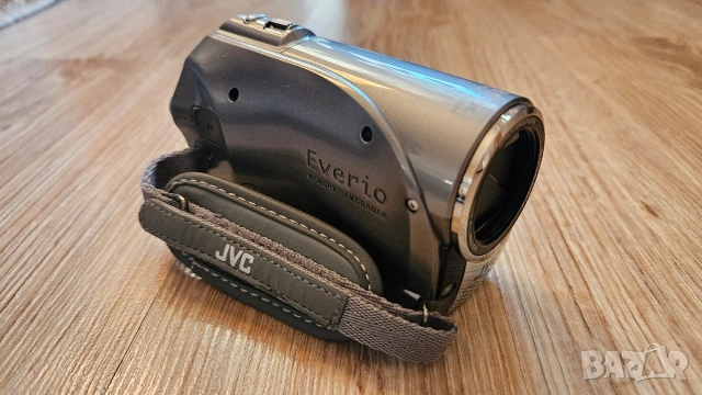 Камера JVC Everio GZ-MS100E - Camera, снимка 3 - Камери - 53154072