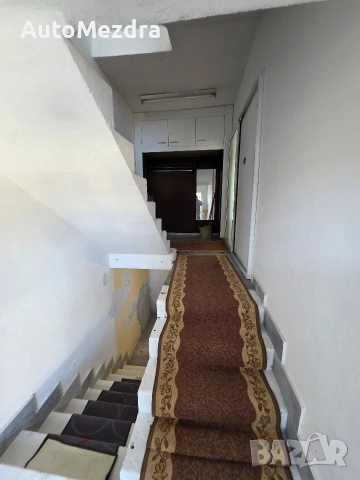 продава се къжа на 3 етажа гр Мездра Възможен бартер за др имот с доплащане , снимка 17 - Къщи - 53332497