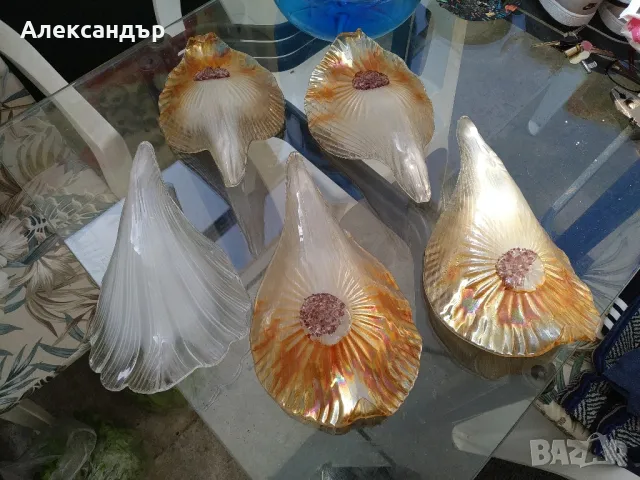 Стъклени листа, снимка 1