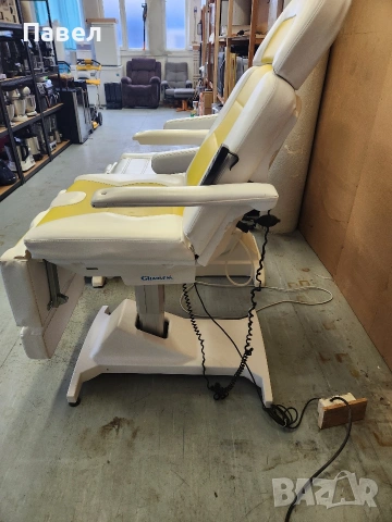 Стол за педикюр с четири мотора, снимка 8 - Маникюр и педикюр - 53581973