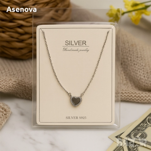 Нежно сребърно колие , снимка 2 - Колиета, медальони, синджири - 52576250