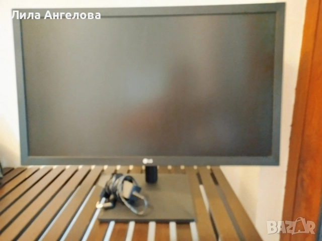 Компютърен монитор LG - напълно работещ