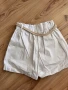 Бели къси панталонки с колан, снимка 2