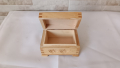 Стара дървена кутия с форма на сандък - пирография - Българска, снимка 5