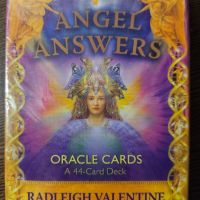 Angel Answers оракули, таро, нови , снимка 1 - Езотерика - 45421896